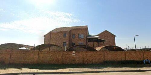 Unit 41, Honeyview Estate, 48 Deysel Road, Honey Park Ext 10, Roodepoort