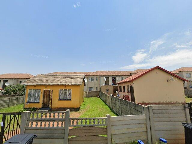 Unit 81, Graceland, 3 Sarel Hattingh Street, Cnr. Of Heidelberg Road, Elspark Ext. 5, Germiston