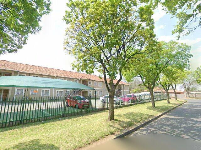 Portion 409 Of The Farm Driefontein 85, Unit 60 Comet Oaks, 1 Goodwood Avenue, Corner Claredon Street, Comet, Boksburg