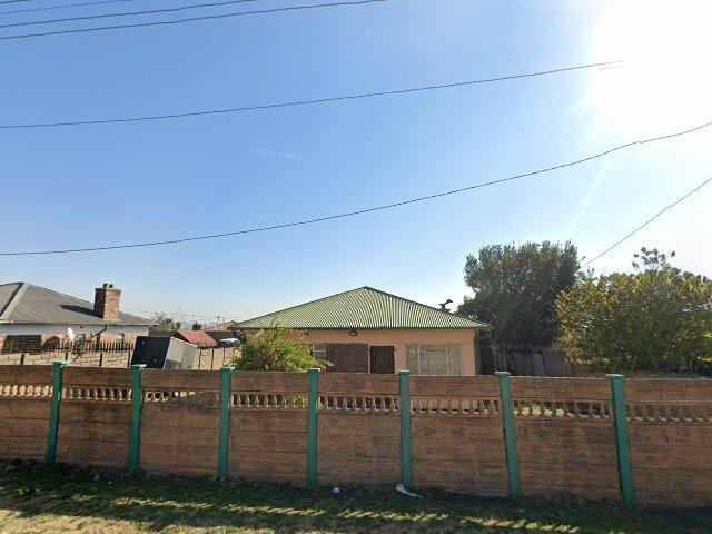 Erf 116 South Hills Township, 5 Reitz Street, South Hills, Johannesburg