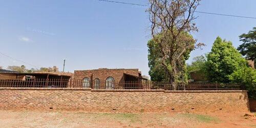 5 Bedroom Property