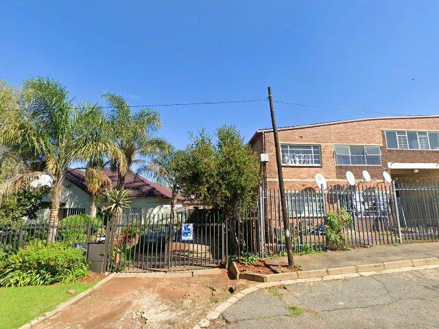 5 Villa Delarey, 214 Th Street, Delarey, Roodepoort