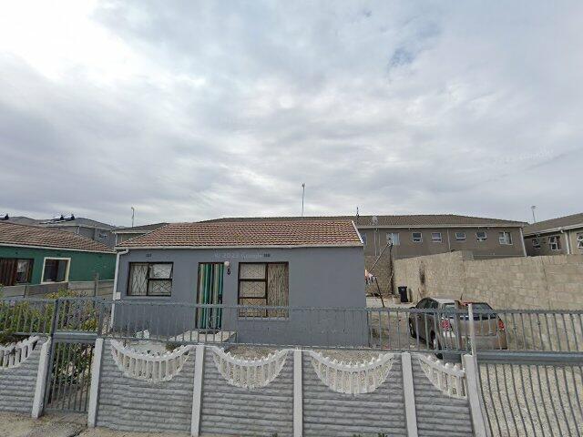 Unit 3, The Baron, 15 Zach Crescent, Delro Park