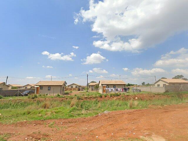 Erf 22159 Vosloorus Ext 24, 22159 Funda Street, Moagi Estate, Umbimbithi Drive, Vosloorus