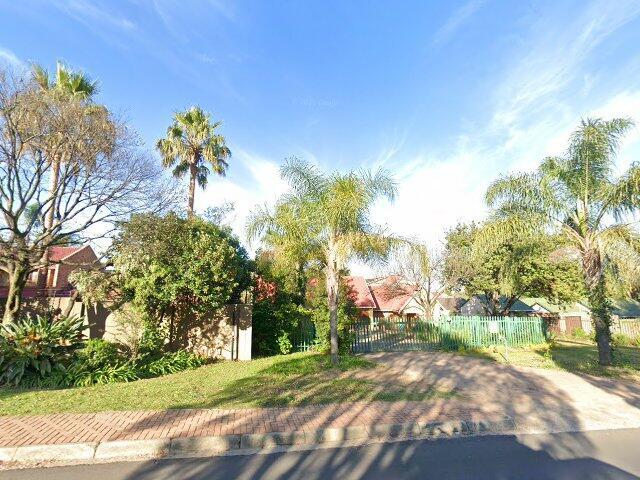 Erf 1981, 203 Dale Lace Avenue, Randparkrif Extension 23, Johannesburg