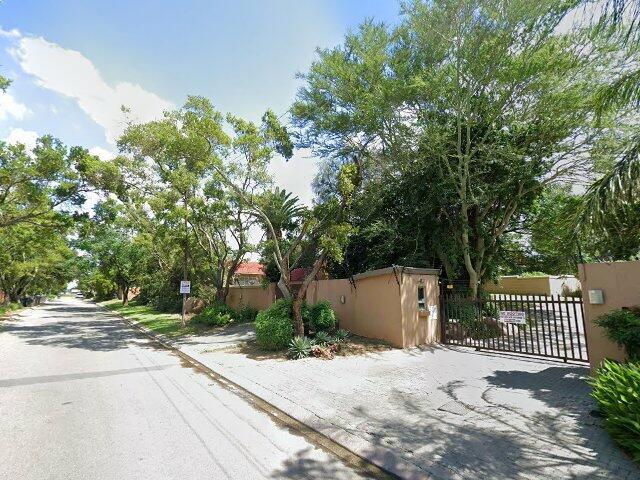 34 Pennington Place, Fife Street, Buccleuch, Sandton