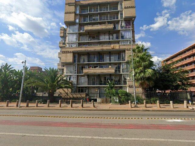 Erf 1257 Sunnyside (Pta) Township, Also Known As 13 Totem (Door No. B4.2), 224 Kotyze Street, Sunnyside, Pretoria