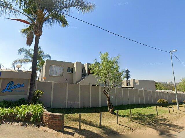 Unit 54 Lindo's (Villa Med), 9 Swart Drive, President Park Ah, Midrand