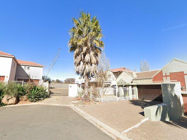 Unit 1, Ss Bloempark 7, Theo Wassenaar Street, Langenhovenpark (Extension 6), Bloemfontein