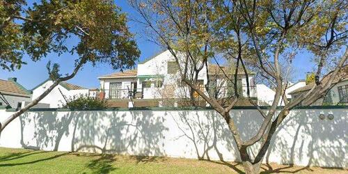 2 Bedroom Property