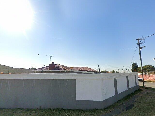 Erf 384 South Hills Township, 2 Kaalspruit Street, South Hills