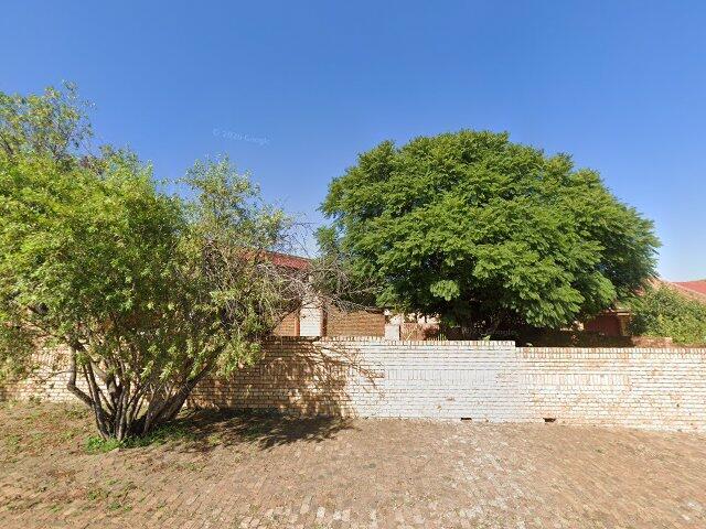 Erf 809, Die Heuwel Extension 4 Township, 6 Keurboom Avenue, Die Heuwel Extension 4