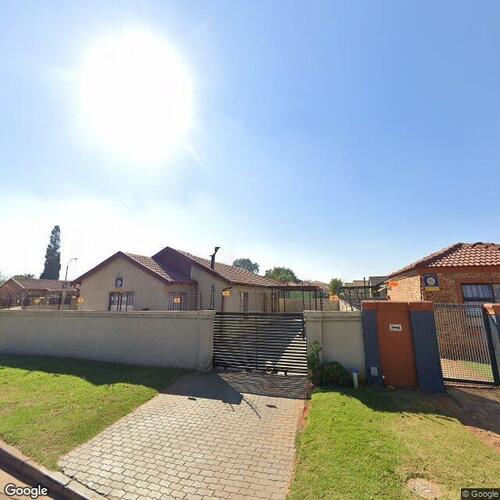 Unit 42 Lemonwood Estate, 1 Natalie Street, Dawn Park Ext 33, Dawn Park Extension 38 Township, Local Authority: City Of Johannesburg thumbnail