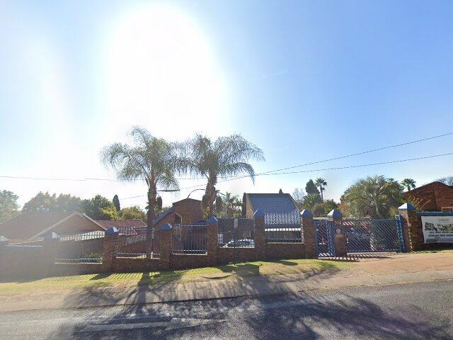 Erf 301 Newlands Pretoria Extension 2 Township, 314 Lois Avenue, Newlands, Pretoria