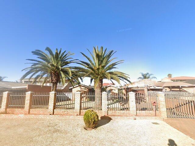 Door 804, Route 82 Security Estate Village 1 B, Aloe Street, Alveda Ext 8, Gauteng