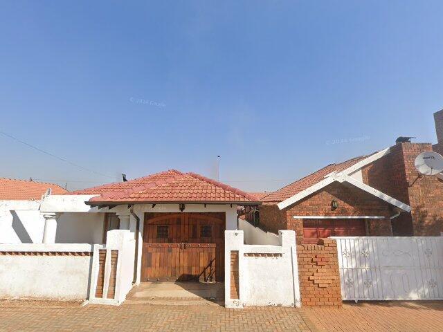 Erf 9582 Pimville Zone 6 Township, Ugilonko Circle, Pimville, Soweto