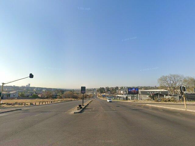 Erf 119 Kyalami Gardens, Extension 1 Township, Registration Division J.R., Province Of Gauteng, Also Known As: 39 Kingfisher Crescent, Kyalami Glen Estate, Dytchley Road, Kyalami Gardens, Extension 1