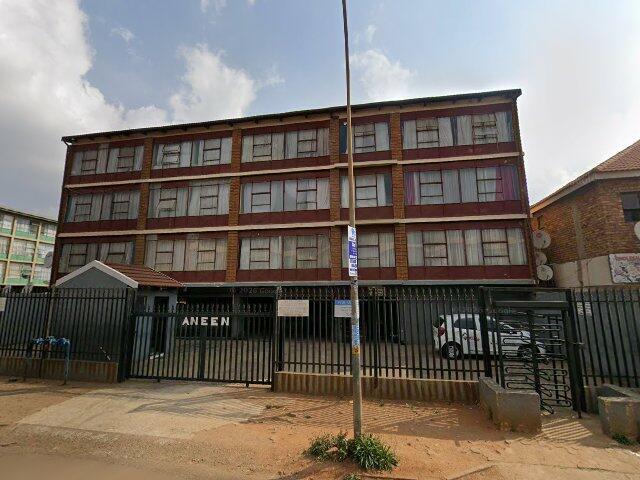 Section No 17 (Door No 212) Aneen Woonstelle, 3 Gladiator Street, Kempton Park