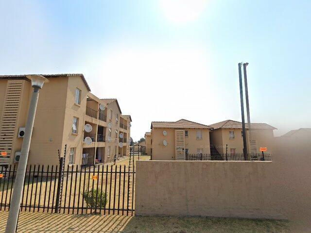 Unit 34 Tinderwood Village 1, Platinum Close, Albertsdal Ext 21, Alberton
