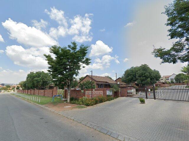 Section No. 1, Chesnick Place (Ss1069/2004), Door / Unit 1 Chesnick Place, Barclay & 8th Street, Noordwyk, Midrand, Gauteng, South Africa
