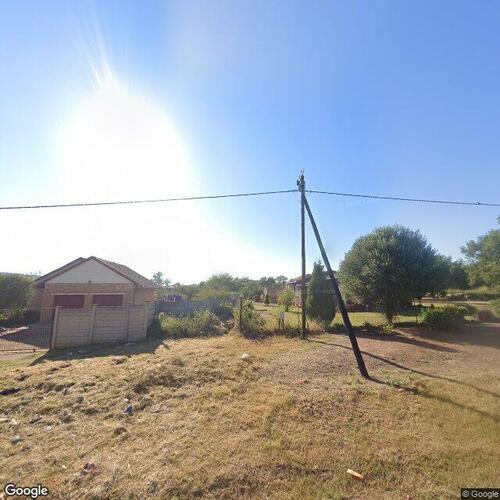 Portion 1 Of Erf 446 Zeerust Township, Also Known As 14 B Du Preez Street, Zeerust, North West Province thumbnail