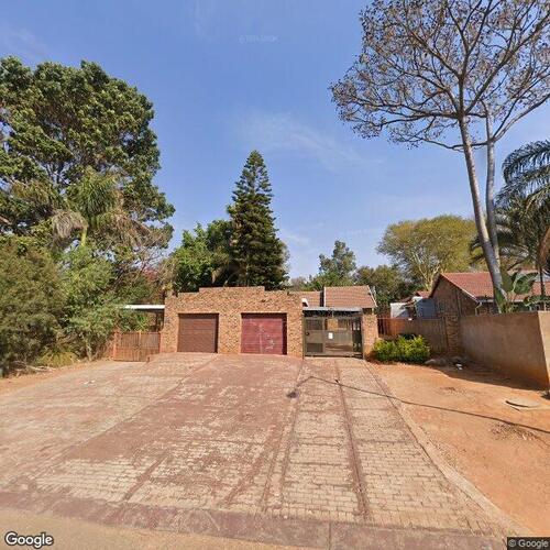 Section No. 2, Scheme Known As Cyclamen 247, Karenpark Township, City Of Tshwane Metropolitan Municipality, Also Known As 28 A Cyclamen Road, Karenpark, Akasia, Pretoria thumbnail