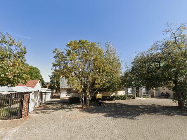 Erf 2017 Garsfontein Extension 8 Township, Registration Division J.R Gauteng Province, Situated At 525 Jacqueline Drive, Garsfontein, Garsfontein Ext 8