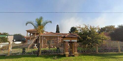 5 Bedroom House
