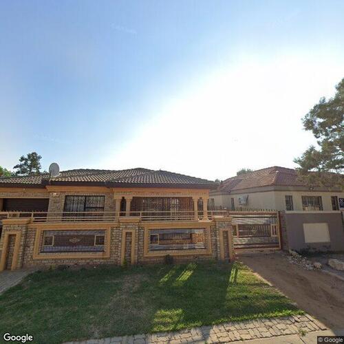 Erf 4059 Mmabatho Unit 12, Also Known As 4059 Peace Crescent, Mmabatho Unit 12, Mmabatho, North West thumbnail
