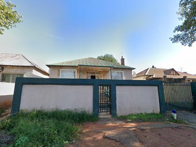Erf 986 Malvern Township, 135 Persimmon Street, Malvern, Johannesburg