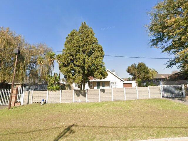 Erf 324 Florida Lake Township, 35 Eider Road, Florida Lake, Roodepoort
