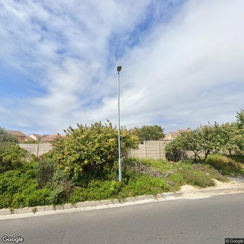 Section Number 57, Coral Sands, Muizenberg, City Of Cape Town; Unit 57 Coral Sands (Building 4), 9 St George's Street, Muizenberg, Cape Town thumbnail