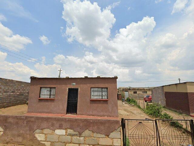 Erf 32994 Tsakane Extension 12 Township, Also Known As 32994 Sakkie Street, Tsakane Ext 2, Brakpan
