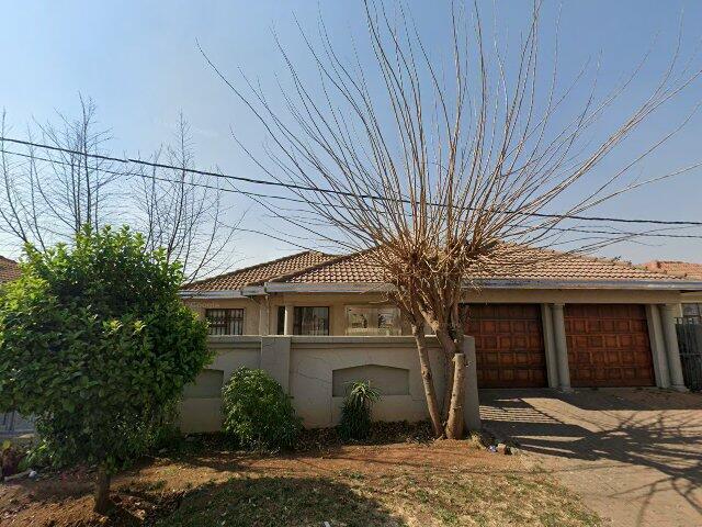 Erf 2891 Clayville Extension 21 Township, 58 Lombaard Avenue, Clayville, Olifantsfontein