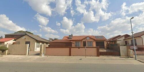 2 Bedroom House