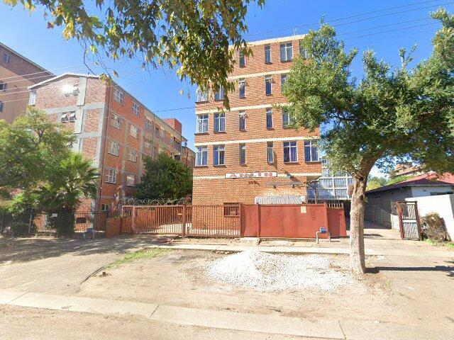 Section 15, Door No. 15, Anlin, 166 Christoffel Street, Pretoria West, 0183