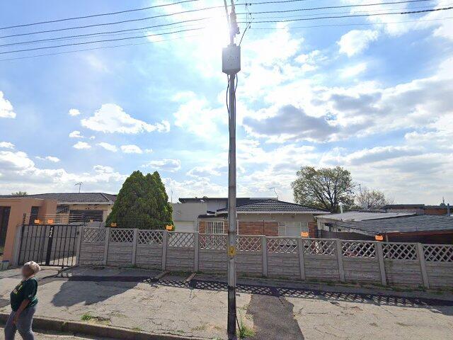 Erf 498, Tedstoneville Township, Registration Division I.R., Gauteng; 11 Martin Street, Tedstone Ville, Germiston