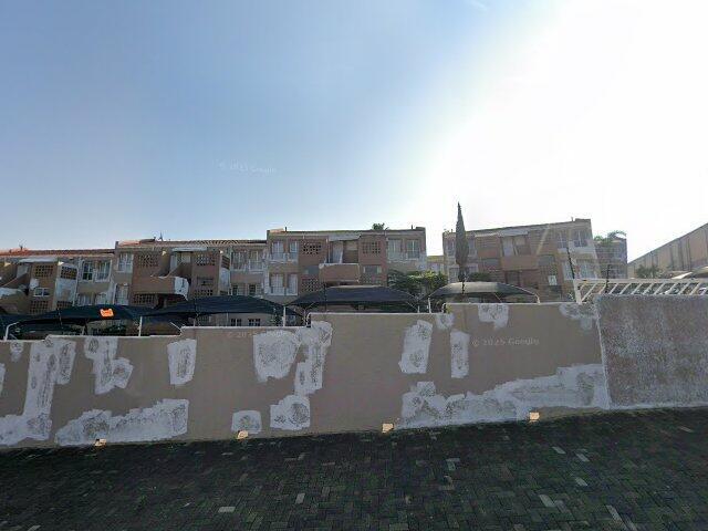 Section No. 5, Chelsea Mews, Door No. 44 Chelsea Mews, 17 Ferdinand Street, Suideroord, Johannesburg