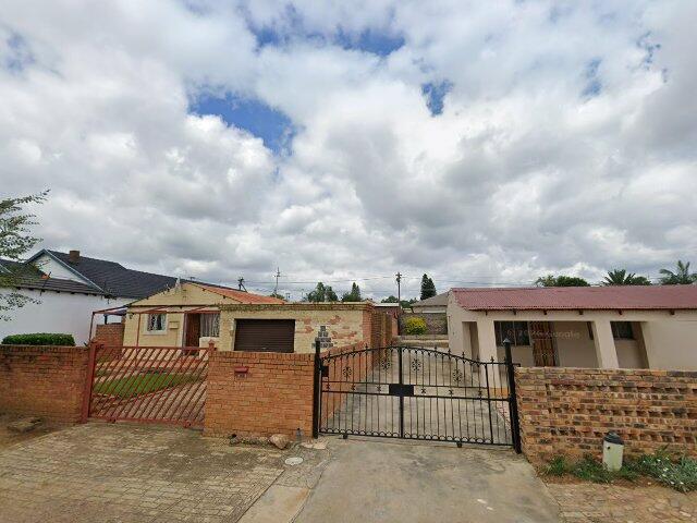 Erf 787 Eersterust Ext 2 Township, 327 Jacobus Avenue, Eersterust Ext 2, Pretoria