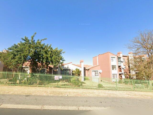 Section 36 As Shown And More Fully Described On Sectional Plan No. Ss 382/1996 In The Scheme Known As Winglen, Situated At 11 Nossob Street, Winchester Hills Ext 2, Johannesburg