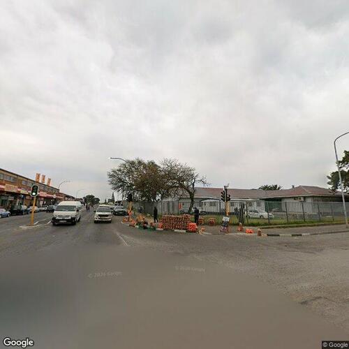 Erf 28641 Goodwood, In The City Of Cape Town, Cape Division, Province Of The Western Cape; Also Known As 121 Southern Cross Street, Elsies River thumbnail