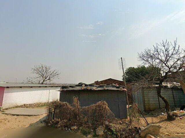 Erf 156 Lekaneng Township, 27 Nonyana Street, Lekaneng, Tembisa