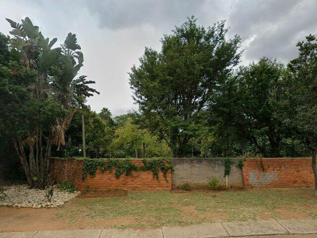 Remaining Extent Of Erf 105 Equestria Extension 2 Township, Registration Division J.R., Province Of Gauteng (Also Known As 188 Ouklipmuur Avenue, Equestria Extension 2, Pretoria, Gauteng)