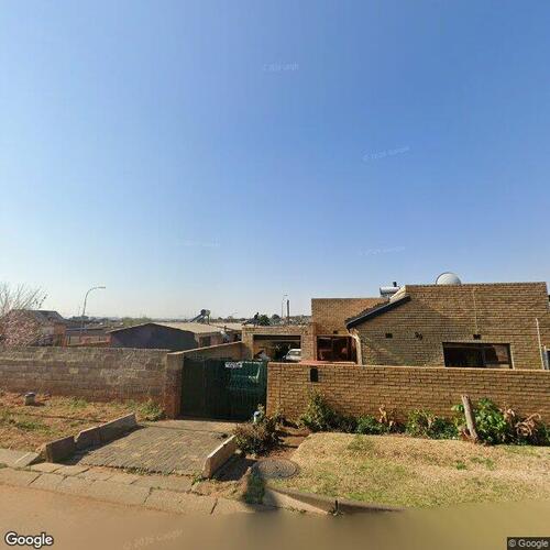 Erf 231 Klipspruit West Township, Registration Division I.Q., The Province Of Gauteng, Also Known As 82 Freezia Drive, Klipspruit West, Soweto thumbnail