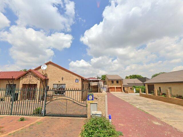 Erf 1843 Lenasia South Township, 102 Petrea Street, Lenasia South, Johannesburg