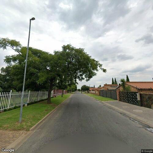 Section No 195, Malachite Mews, 1247 Keurboom Street, Vandykpark thumbnail