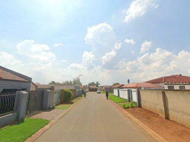Erf 3357 Dawn Park Extension 7 Township, Registration Division I.R. Province Of Gauteng, 14 Swartwitpens Street, Dawn Park Extension 7