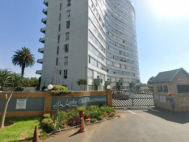 Section 68, Lake Club Apartments, 10 Atwell Street, Denlee Extension 4