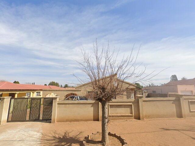 Erf 142 Steelpark Township, Registration Division I.Q, Province Of Gauteng, Physical Address: 55 Platinum Street, Vereeniging