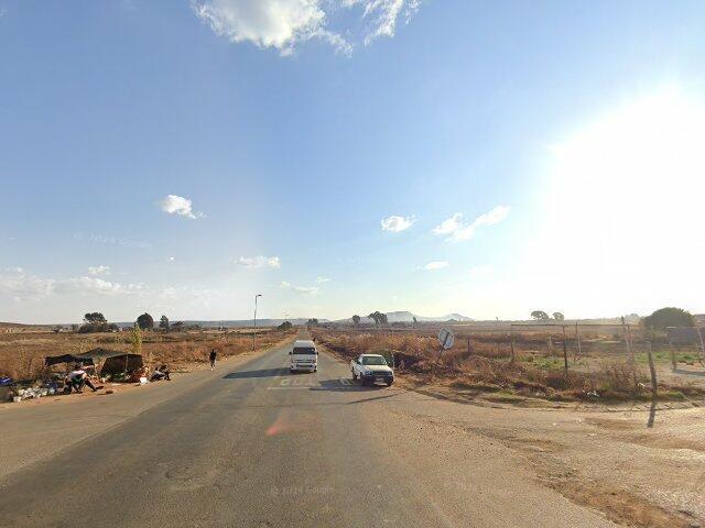 Erf 711 Lawley Extension 1 Township, Registration Division I.Q., Gauteng, Also Known As 40 Imperial Crescent, Lawley Extension 1, Gauteng